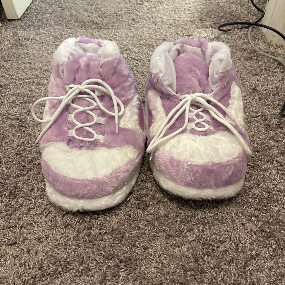 Amazon Lilac & White Plush Fuzzy Slip-On Slippers